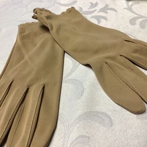 Vintage women’s gloves by HANSEN size 8, rich TAN COFFEE COLOR